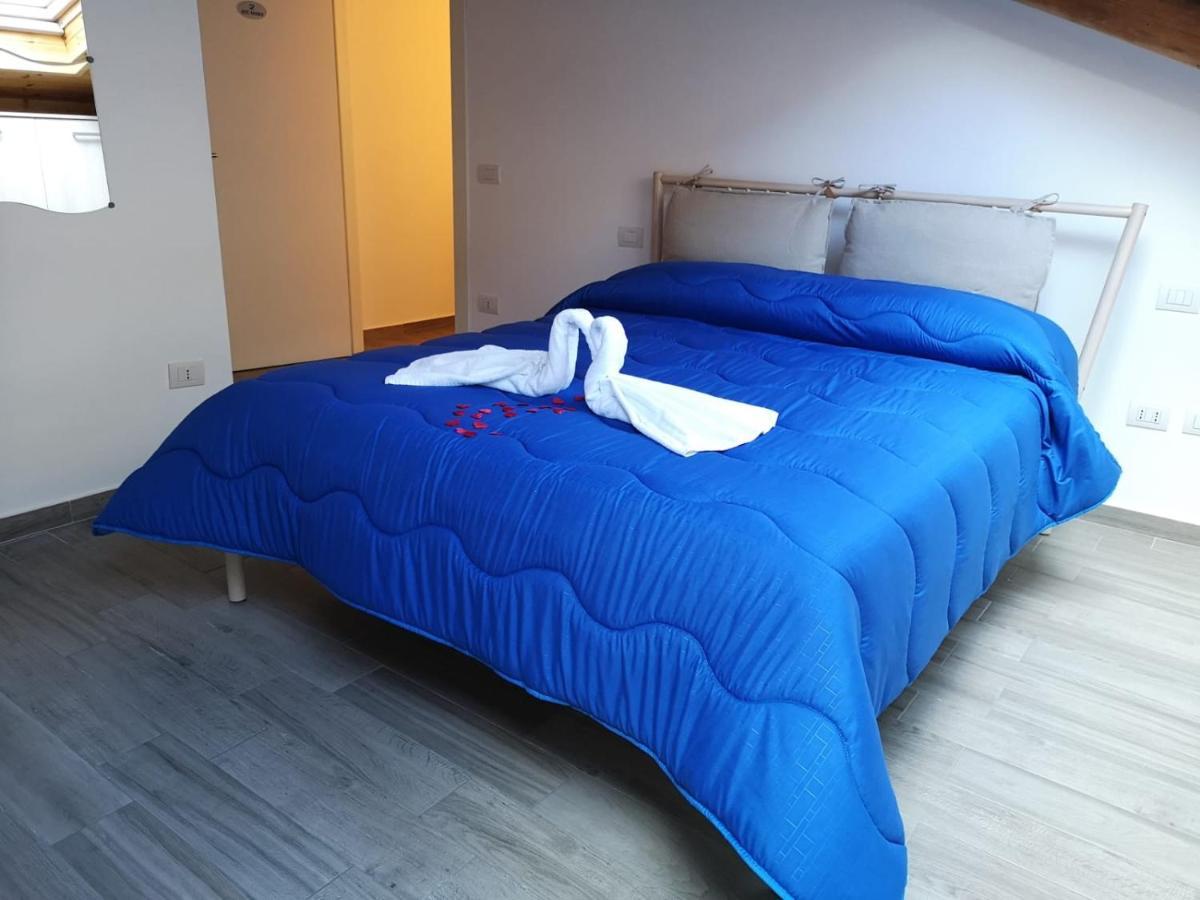Cuore Partenopeo B&B Неаполь Экстерьер фото